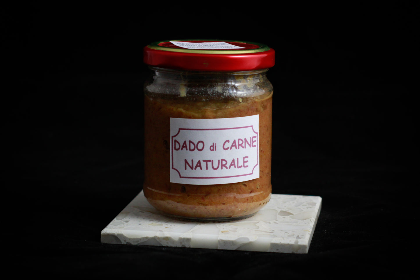 Natürlicher Fleischwürfel